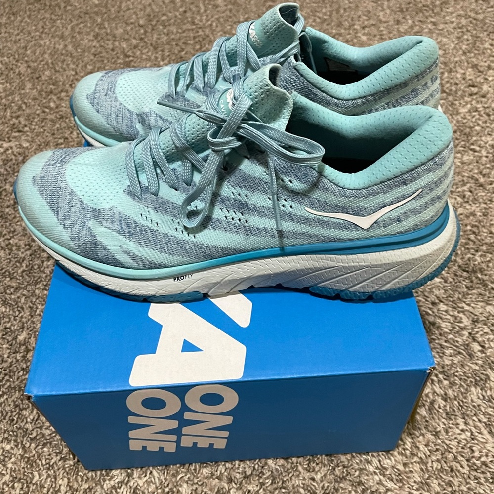 COPY - Hoka Cavu Profly. Size 9